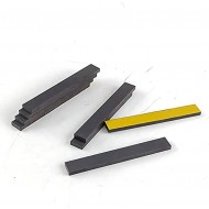 شريحة مغناطيس عريضة