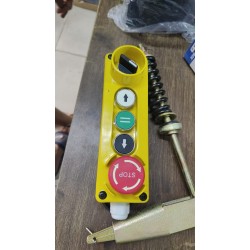 لوحة صيانة بئر لوحة صيانة بئر